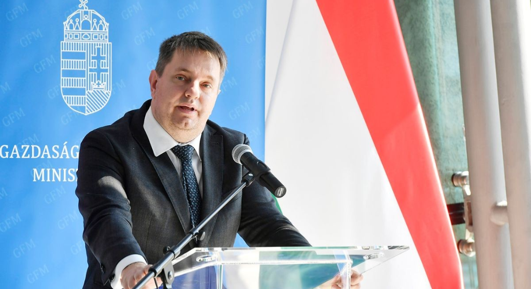 GM: Fábián Gergely a Sanghaji AI-konferencián ismertette Magyarország szakpolitikai célkitűzéseit