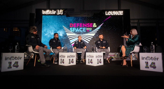 A magyar asztronauta jelöltek 3 ember életét élik egyszerre