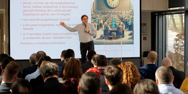 A humán tényező miatt sokat bukunk a kibertérben – interjú Rab Árpáddal