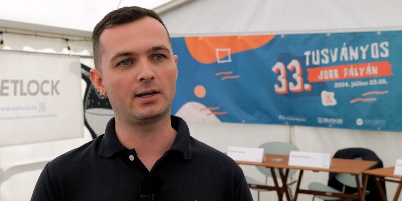 Benedek István: el kellene kezdeni közösségi média alapismereteket tanítani